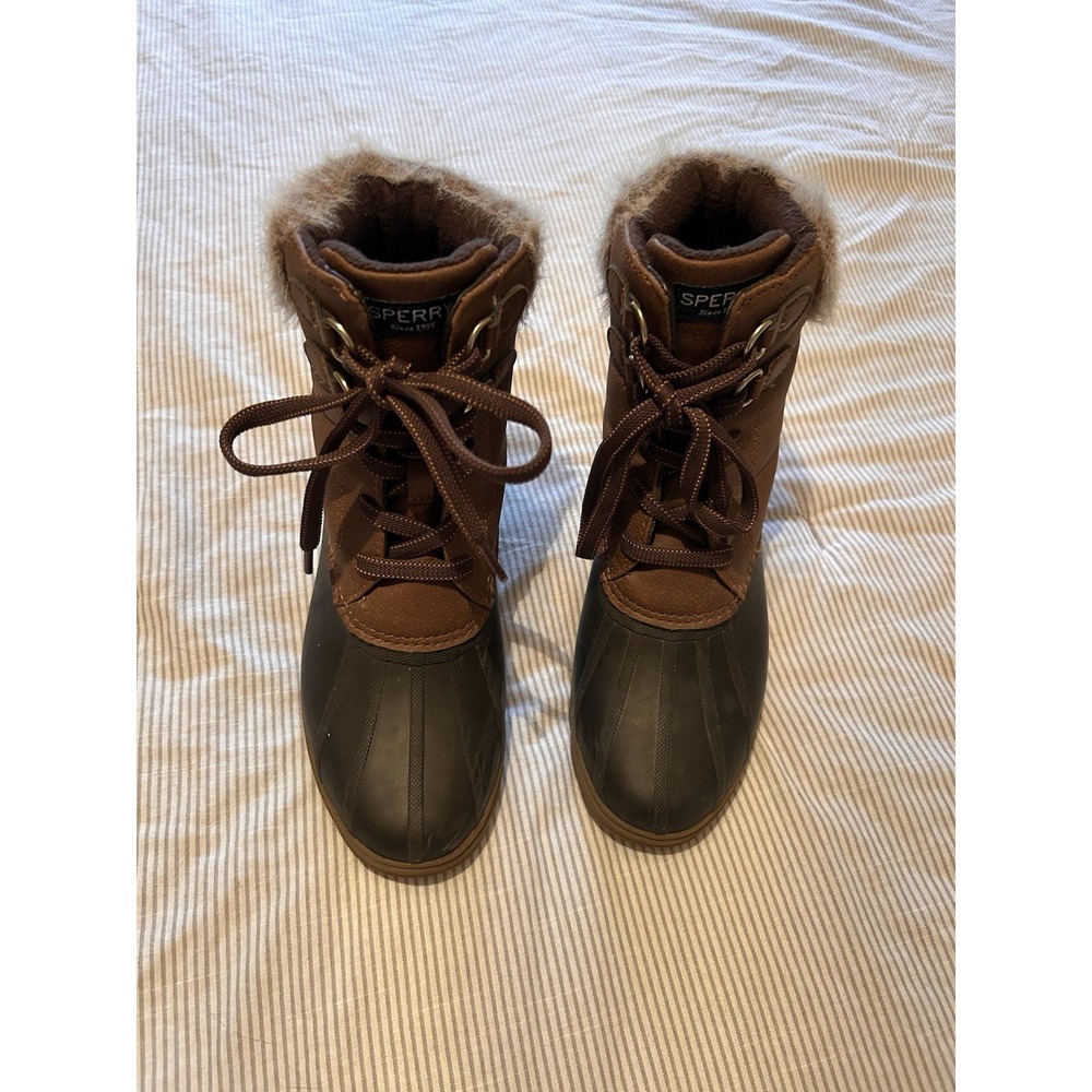 Sperry TopSider Syren Womens Size 8 Duck Boots Faux Fur 2 inch Heel Lace Up Tan